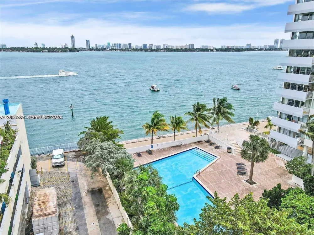 7545 E Treasure Dr #9H North Bay Village, FL 33141