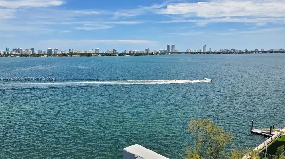 7545 E Treasure Dr #9H North Bay Village, FL 33141
