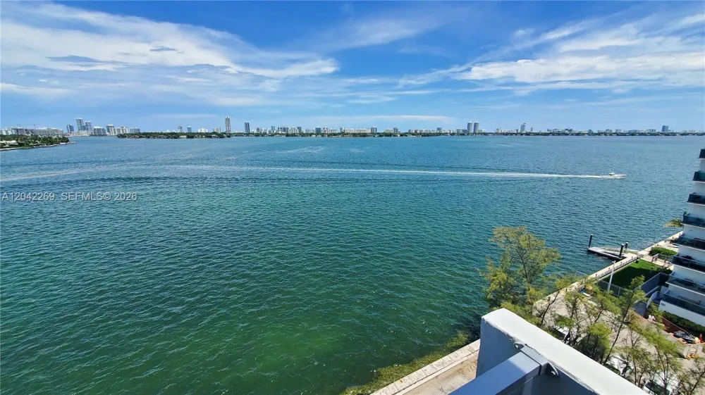 7545 E Treasure Dr #9H North Bay Village, FL 33141