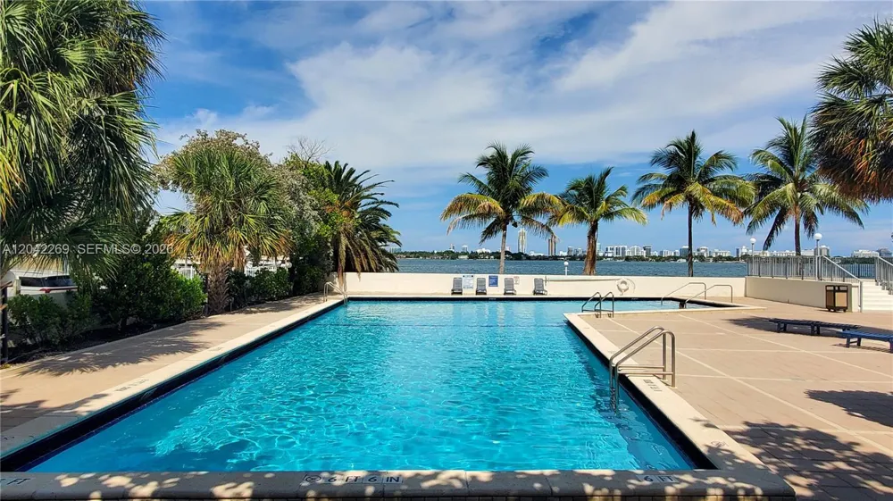 7545 E Treasure Dr #9H North Bay Village, FL 33141