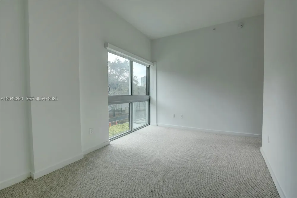 1600 SW 1st Ave #TH-09 Miami, FL 33129