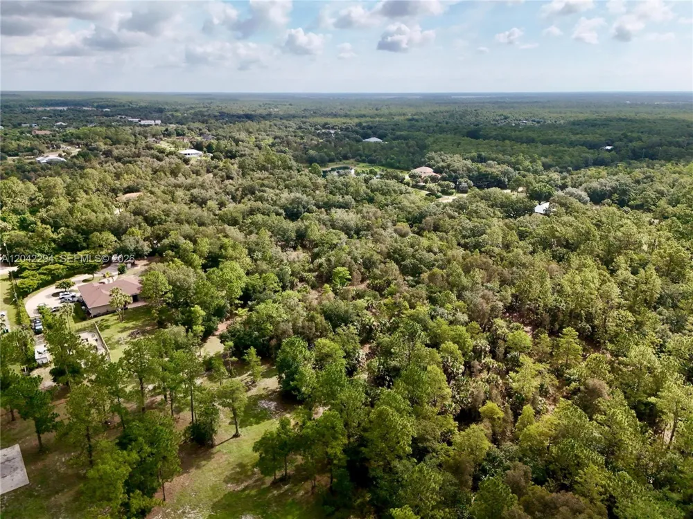 280 35TH AVE NW Naples, FL 34120
