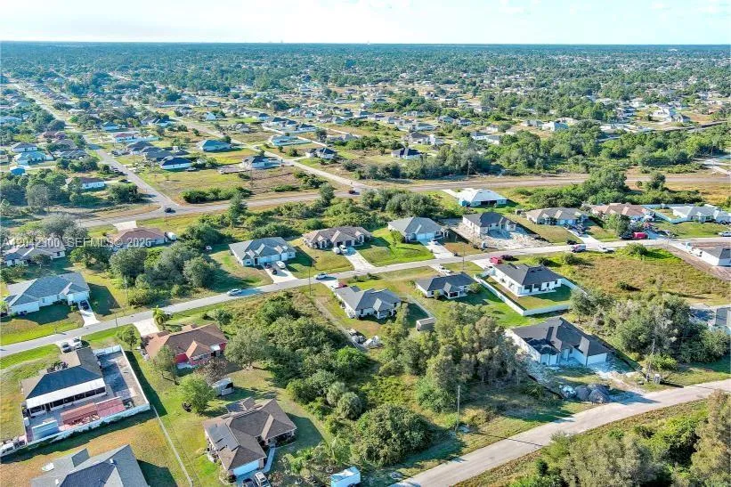 394 PALENCIA AVE Lehigh Acres, FL 33974