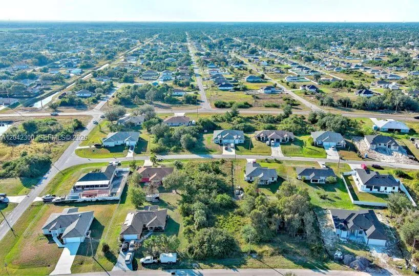 394 PALENCIA AVE Lehigh Acres, FL 33974