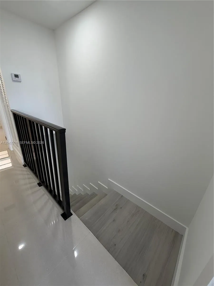 1551 W Okeechobee Rd #9 Hialeah, FL 33010