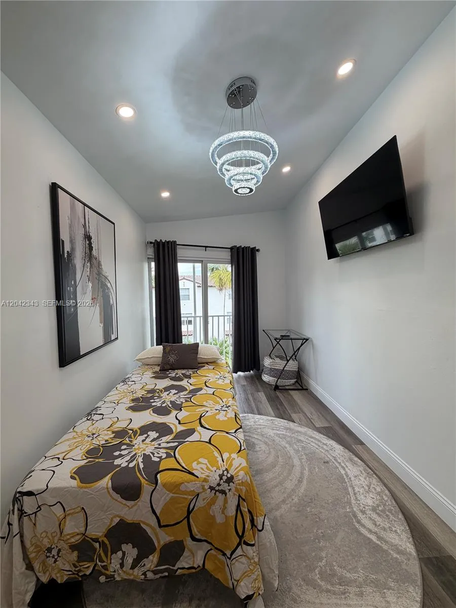 1967 S Ocean Blvd #308 Lauderdale By The Sea, FL 33062