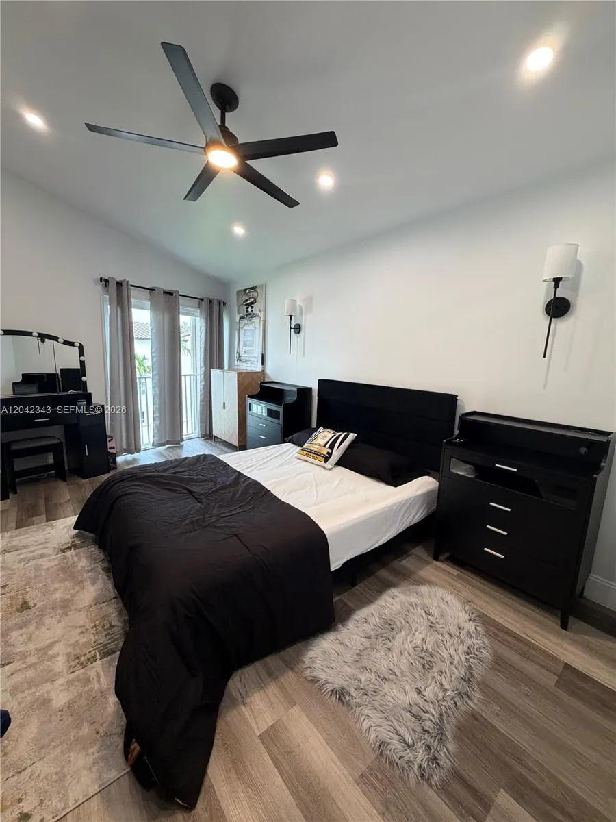 1967 S Ocean Blvd #308 Lauderdale By The Sea, FL 33062