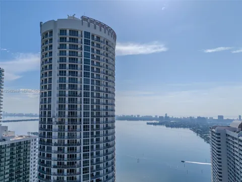 1750 Bayshore Dr #5212
