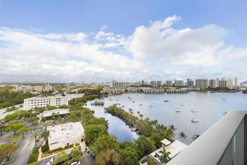 17301 Biscayne Blvd #1704 North Miami Beach, FL 33160