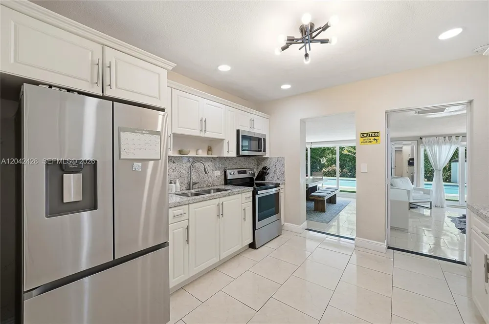 110 NW 125th St North Miami, FL 33168