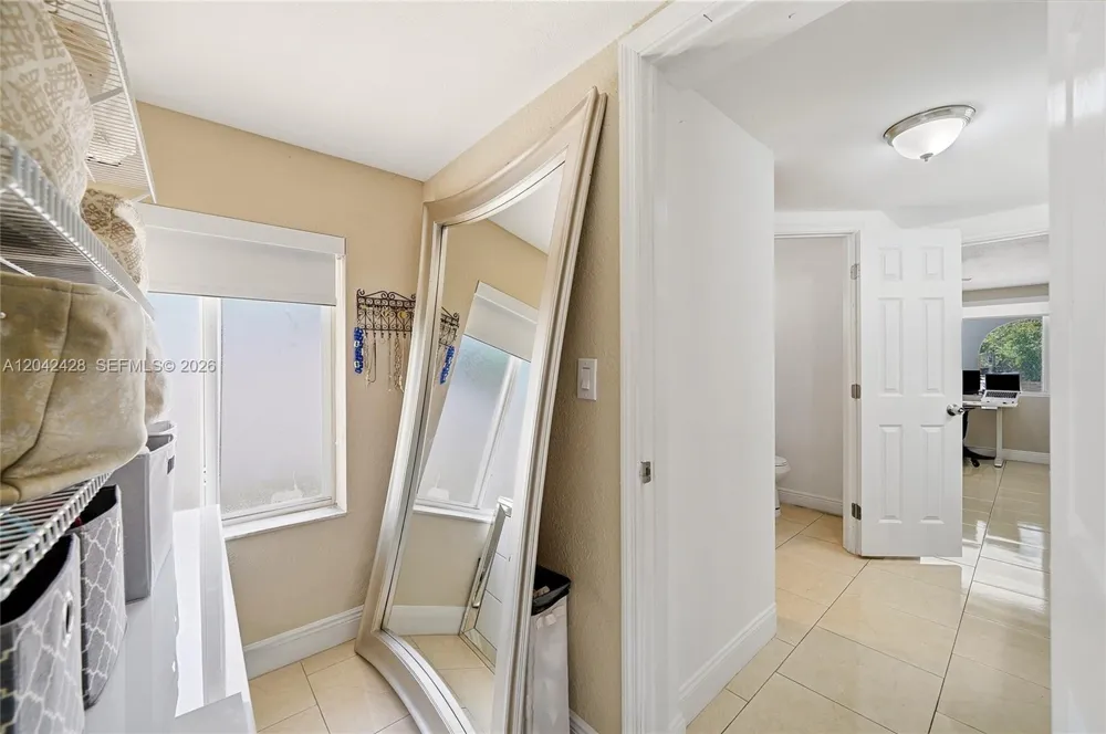110 NW 125th St North Miami, FL 33168