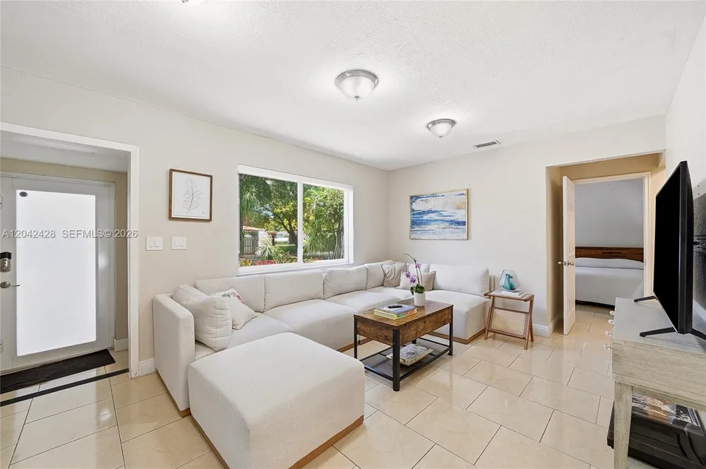 110 NW 125th St North Miami, FL 33168