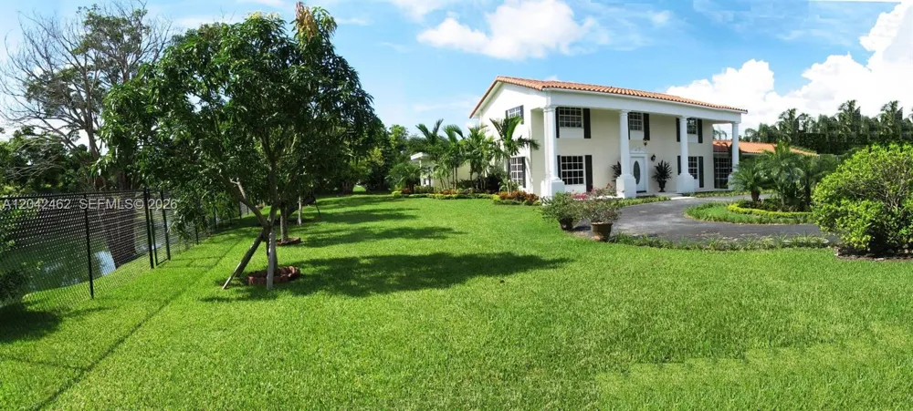 7240 SW 119th St Pinecrest, FL 33156