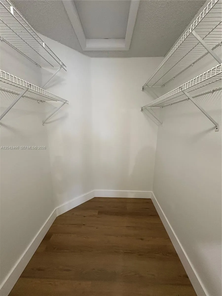 3743 NW 122nd Ter Sunrise, FL 33323