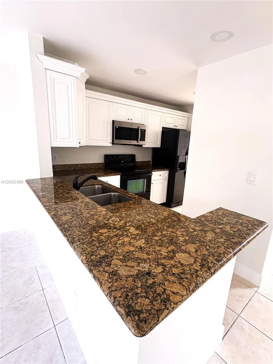 3743 NW 122nd Ter Sunrise, FL 33323