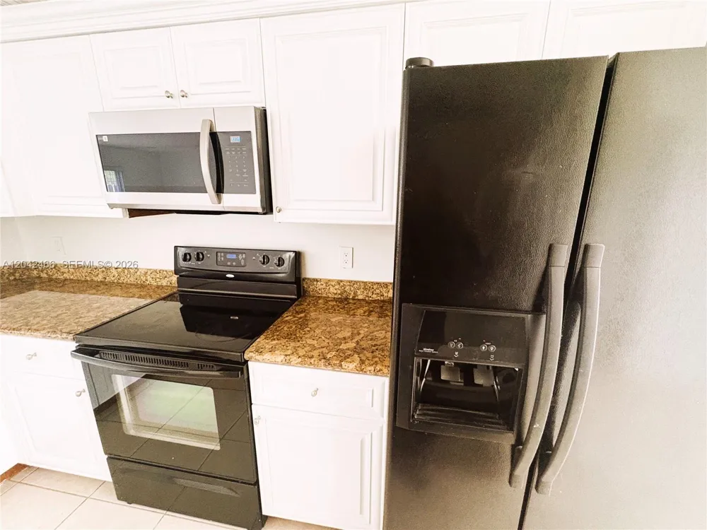 3743 NW 122nd Ter Sunrise, FL 33323