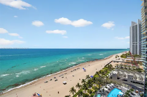 18671 Collins Ave #1401