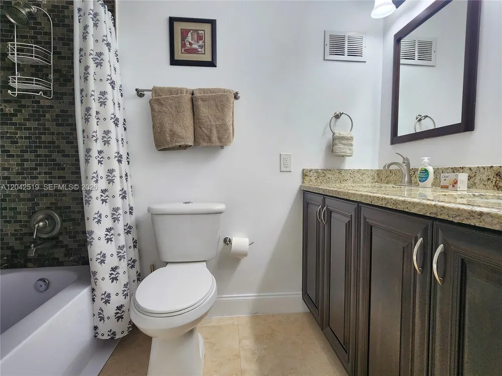 3505 S Ocean Dr #412 Hollywood, FL 33019
