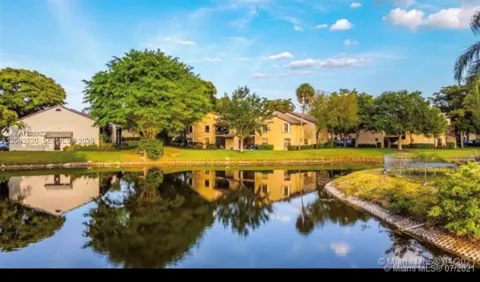 3833 Cocoplum Cir #3593
