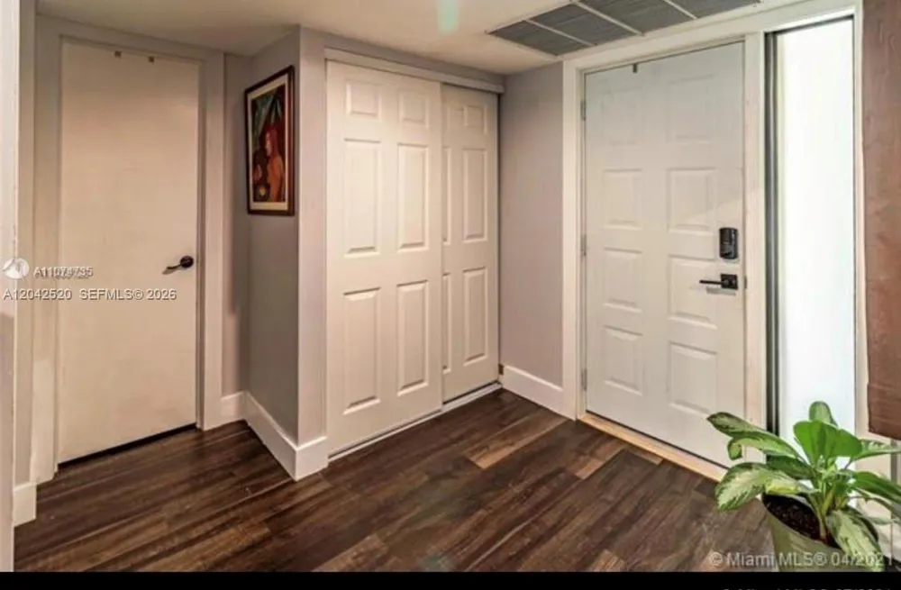 3833 Cocoplum Cir #3593 Coconut Creek, FL 33063