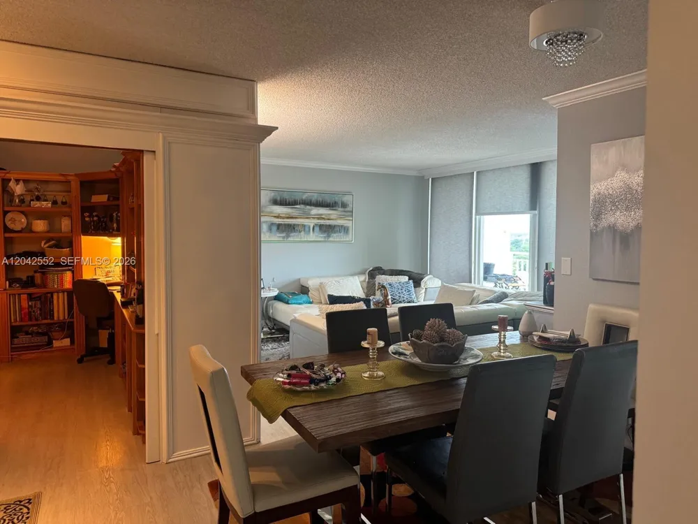 5200 Ocean Blvd #1012B Lauderdale By The Sea, FL 33308