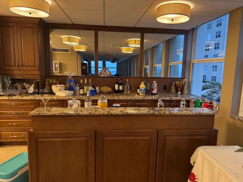 5200 Ocean Blvd #1012B Lauderdale By The Sea, FL 33308