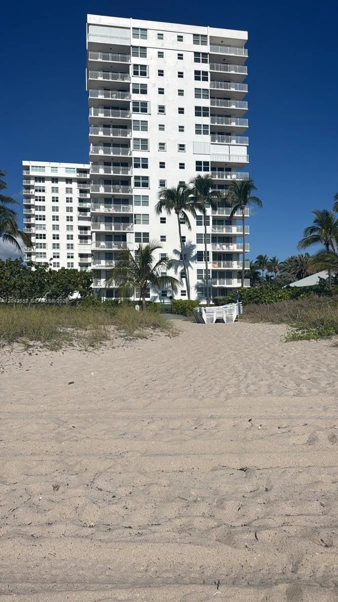 5200 Ocean Blvd #1012B Lauderdale By The Sea, FL 33308