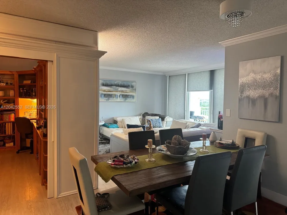 5200 Ocean Blvd #1012B Lauderdale By The Sea, FL 33308