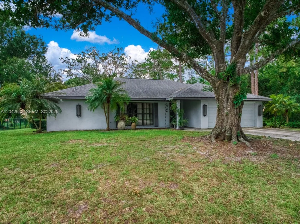 4524 Harder Avenue Sebring, FL 33875