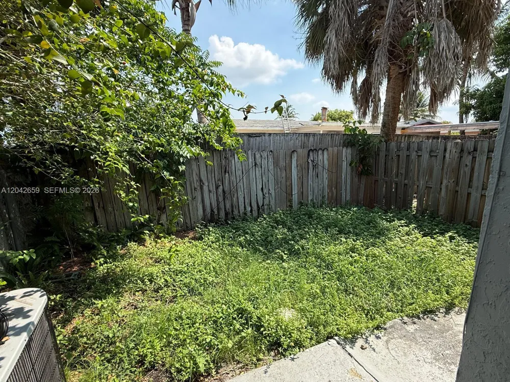 6595 Boulevard Of Champions #6595 North Lauderdale, FL 33068