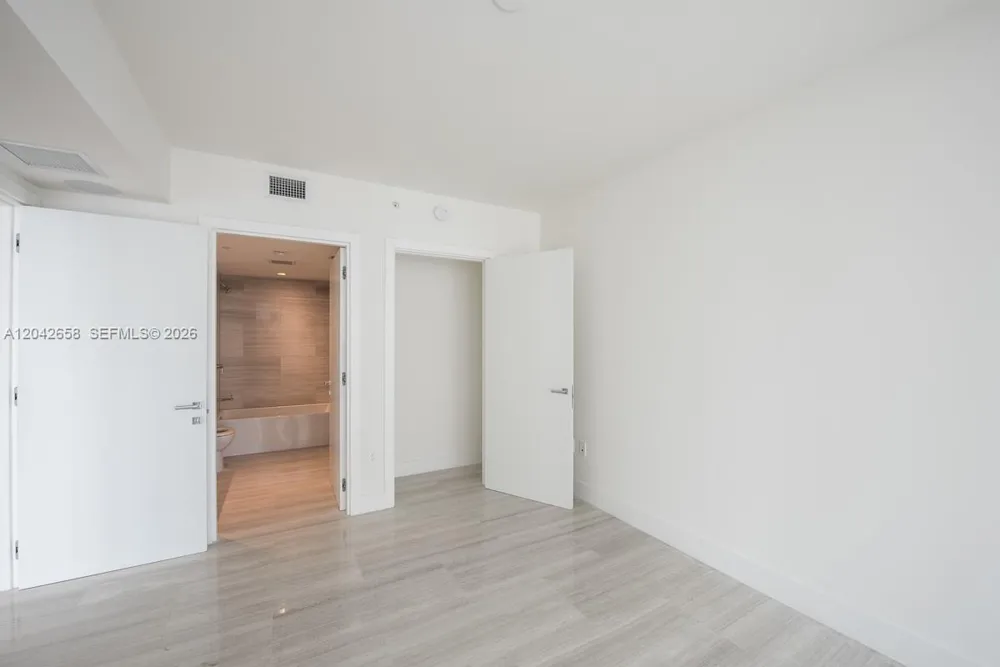 1451 Brickell Ave #2103 Miami, FL 33131