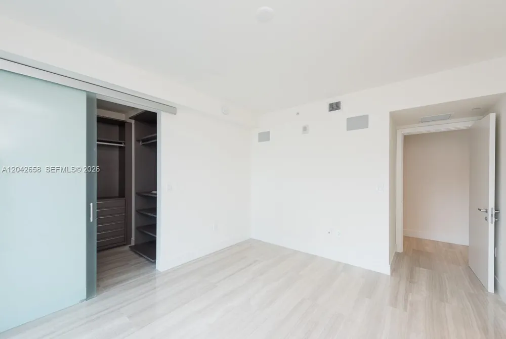 1451 Brickell Ave #2103 Miami, FL 33131