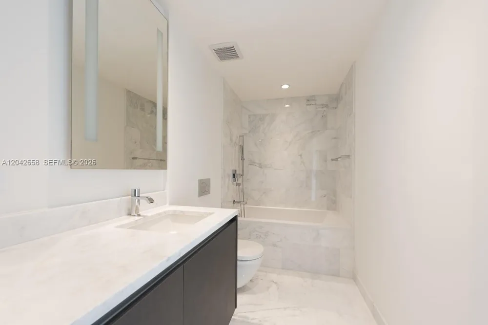 1451 Brickell Ave #2103 Miami, FL 33131