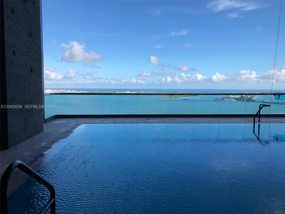 1451 Brickell Ave #2103 Miami, FL 33131