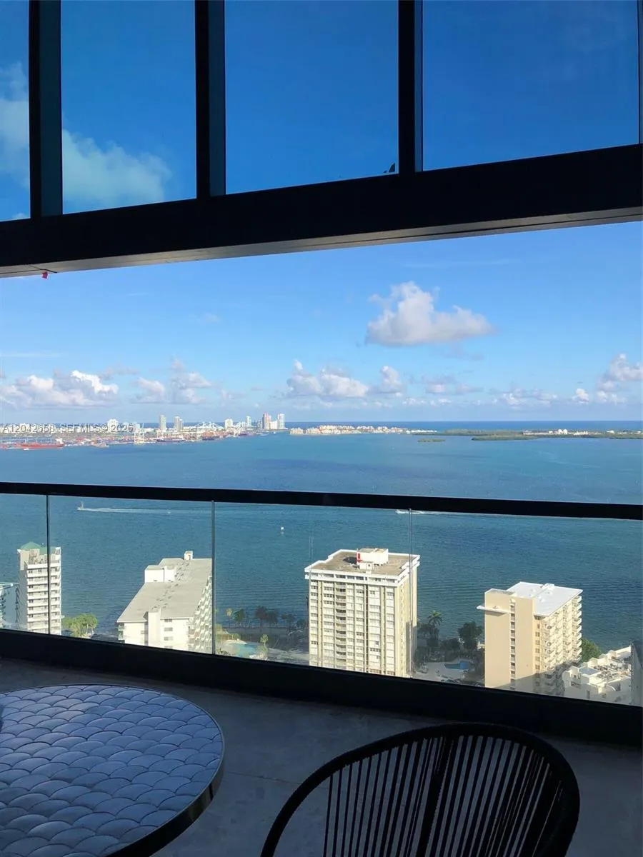 1451 Brickell Ave #2103 Miami, FL 33131