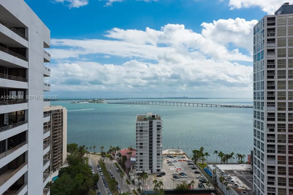 1451 Brickell Ave #2103 Miami, FL 33131