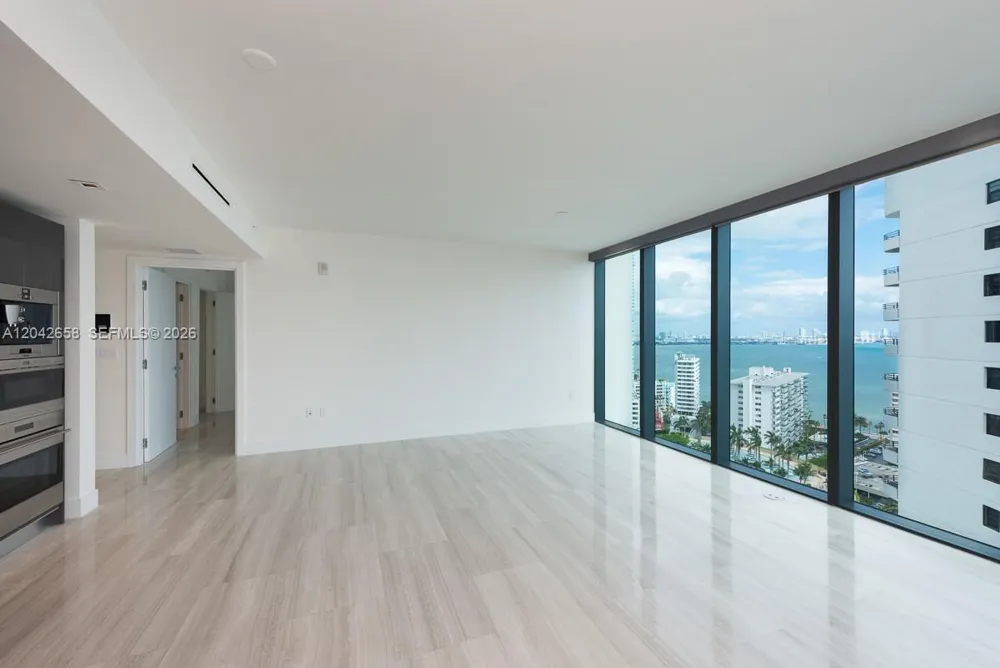 1451 Brickell Ave #2103 Miami, FL 33131
