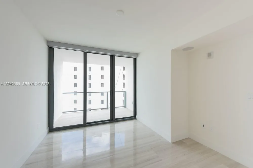 1451 Brickell Ave #2103 Miami, FL 33131