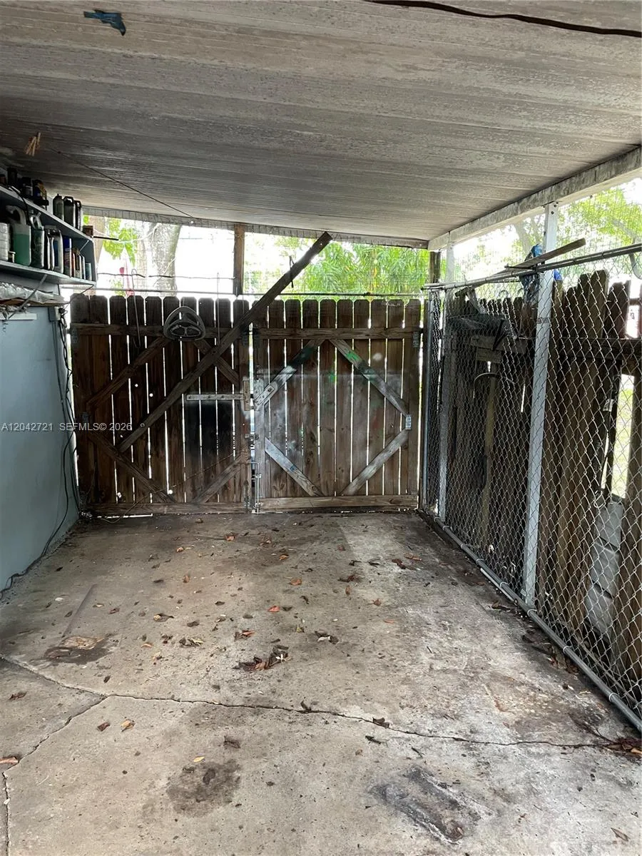 1797 NW 113th Ter Miami, FL 33167