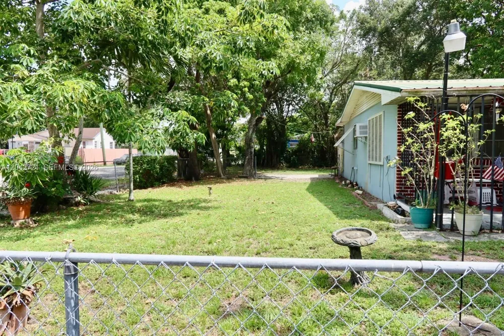 1797 NW 113th Ter Miami, FL 33167