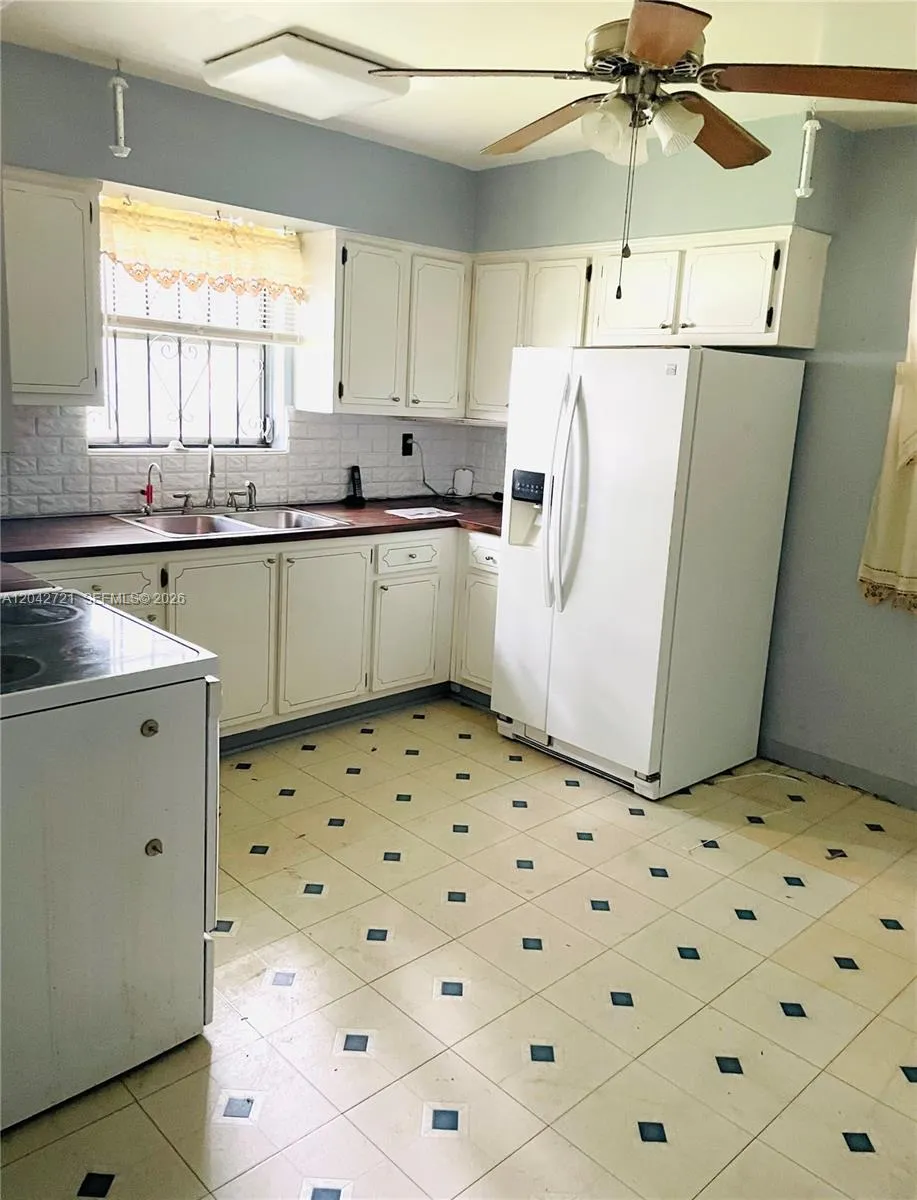 1797 NW 113th Ter Miami, FL 33167