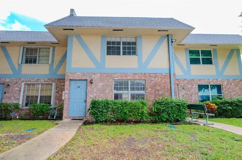 7501 Kimberly Blvd #116
