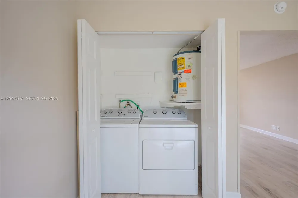 7501 Kimberly Blvd #116 North Lauderdale, FL 33068