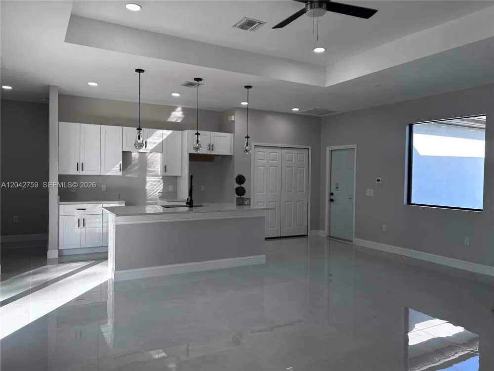 1126 Milwaukee Blvd Lehigh Acres, FL 33974