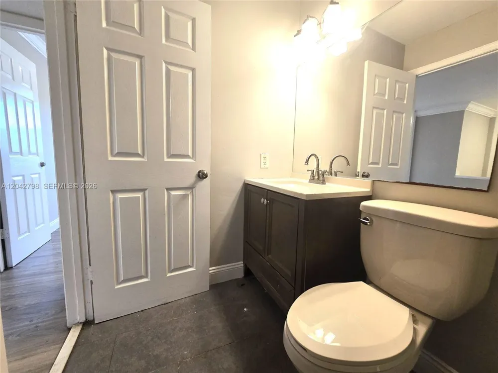 914 SW 8th Avenue #57 Gainesville, FL 32601