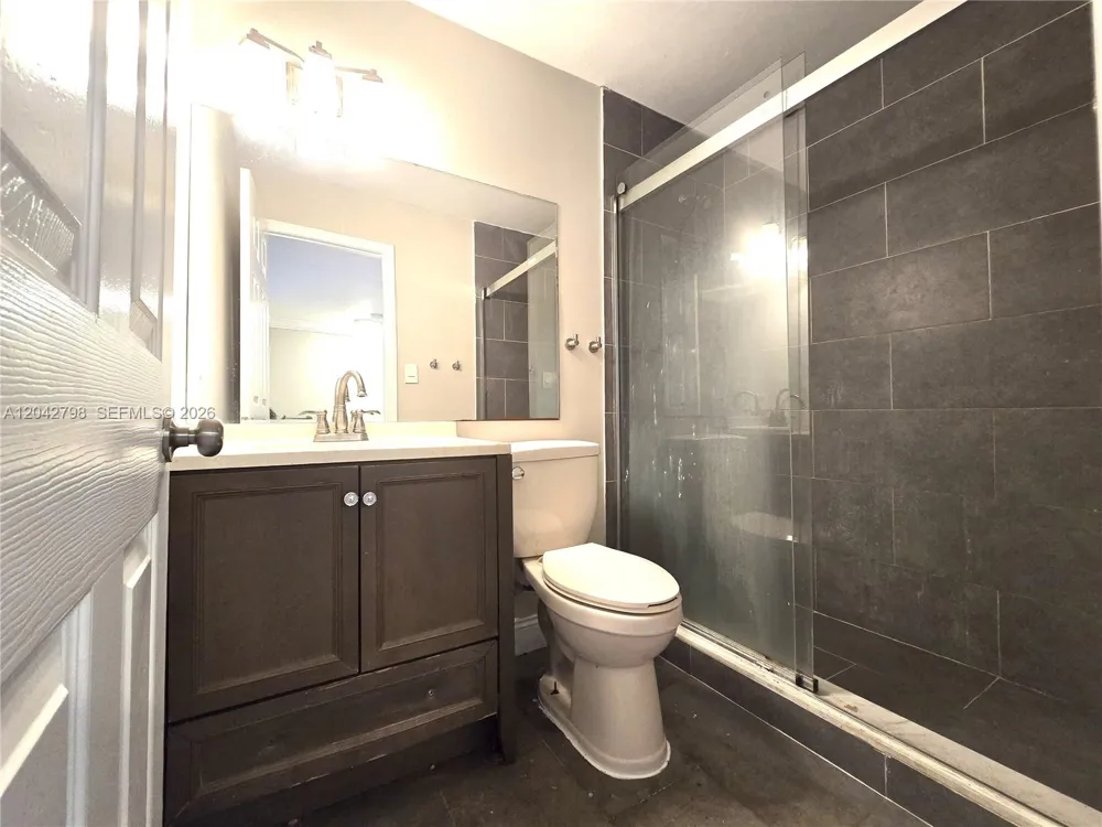 914 SW 8th Avenue #57 Gainesville, FL 32601