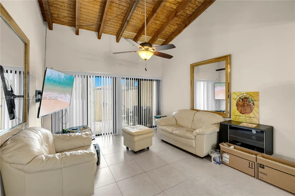1491 NW 95th Ter #201 Pembroke Pines, FL 33024