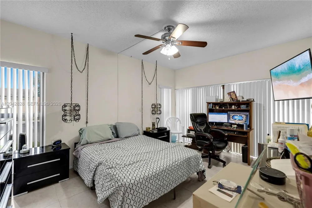 1491 NW 95th Ter #201 Pembroke Pines, FL 33024