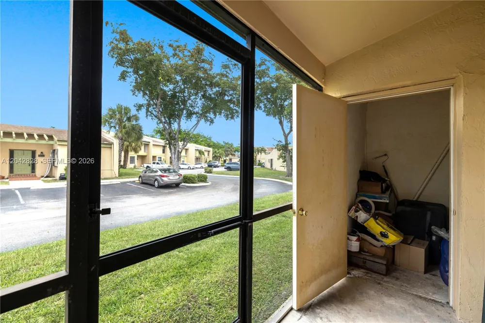 1491 NW 95th Ter #201 Pembroke Pines, FL 33024