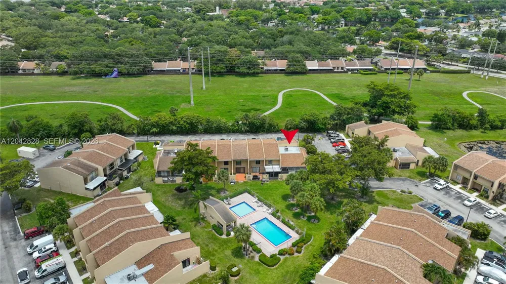 1491 NW 95th Ter #201 Pembroke Pines, FL 33024